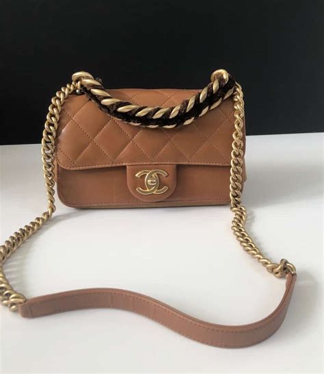 chanel bag with two tone chain|Chanel bags outlet online.